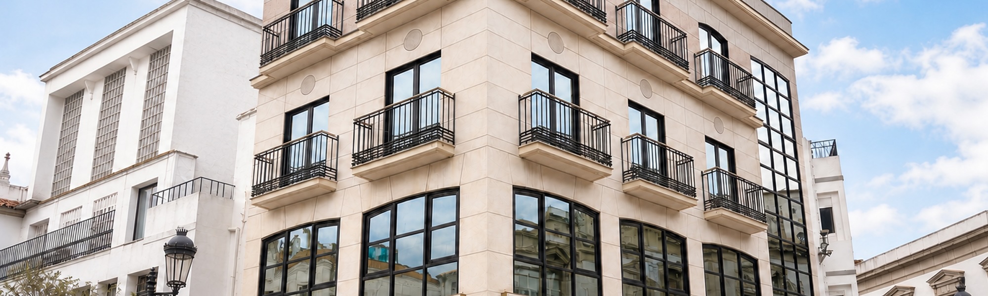 Fachada de un edificio en Pozoblanco